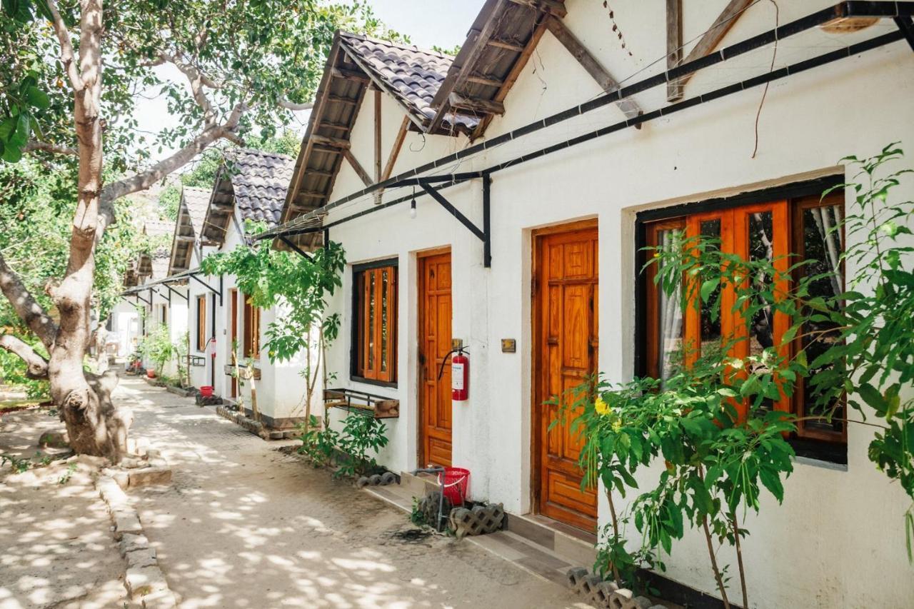 Villa Đảo Hoa Vàng Cam Ranh - Venue Travel Esterno foto